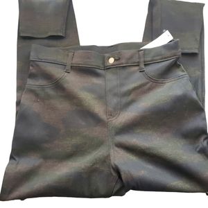 L 12-14 Time and Tru High Rise Stretch Fitted Bottom